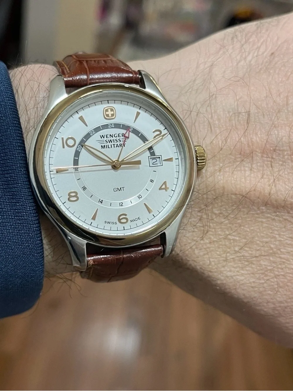 Wegner Swiss Military GMT Watch Men 42mm Silver Dial Two Tone Date 79306C Swiss